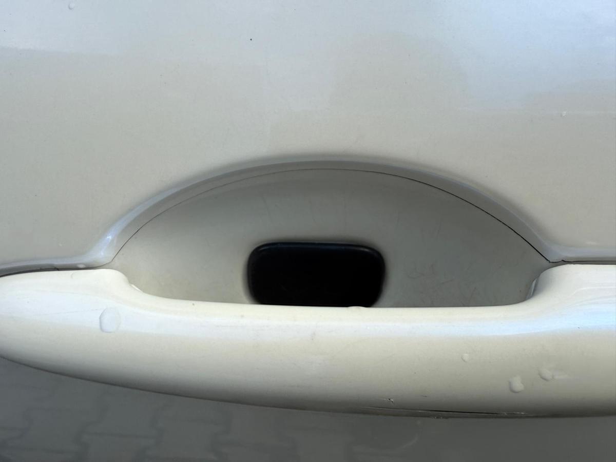 Renault Laguna 3 original Tür hinten links OV369 Blanc Glacier Kombi Rohbau BJ13